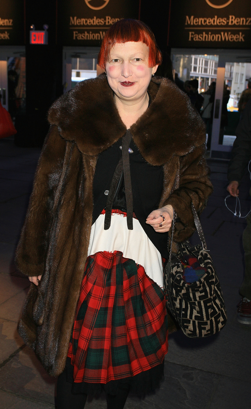 Illustration for article titled This Fashion Writer Gives The Fewest Fucks